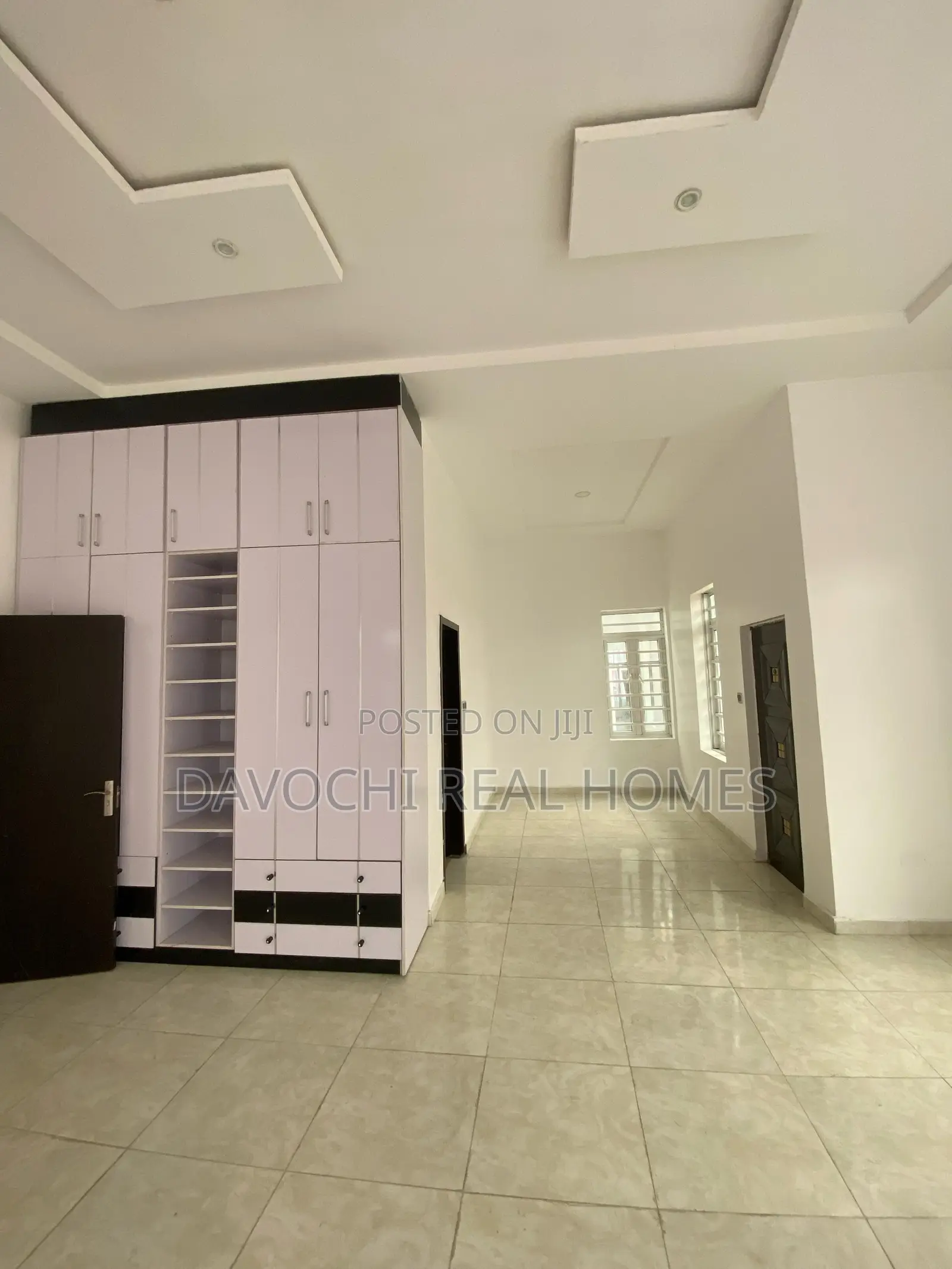 4 Bedroom Detached Duplex for Sale in Chevron