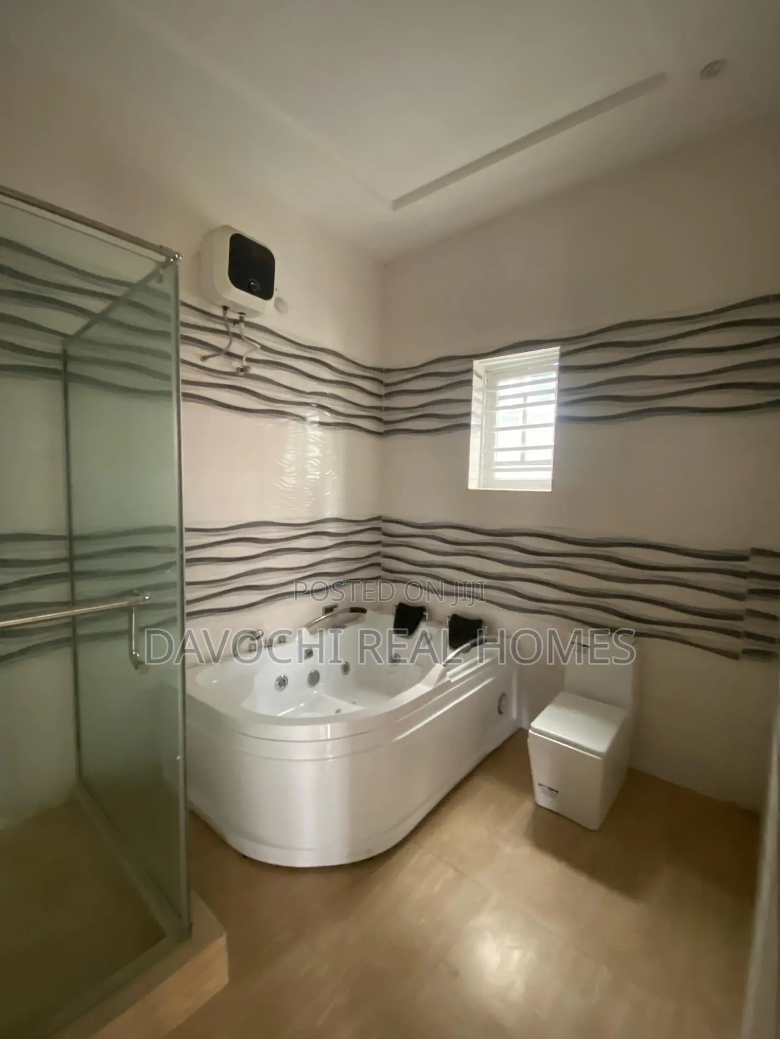 4 Bedroom Detached Duplex for Sale in Chevron