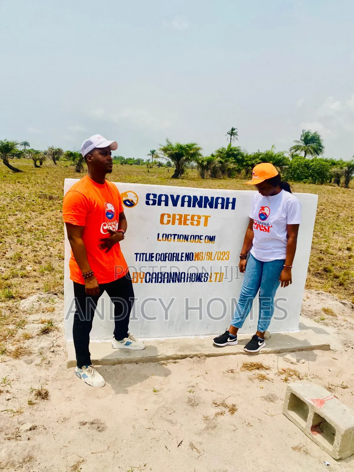 Land in Ode Omi With Cofo for Sale Along the Lagos / Calabar in Ibeju