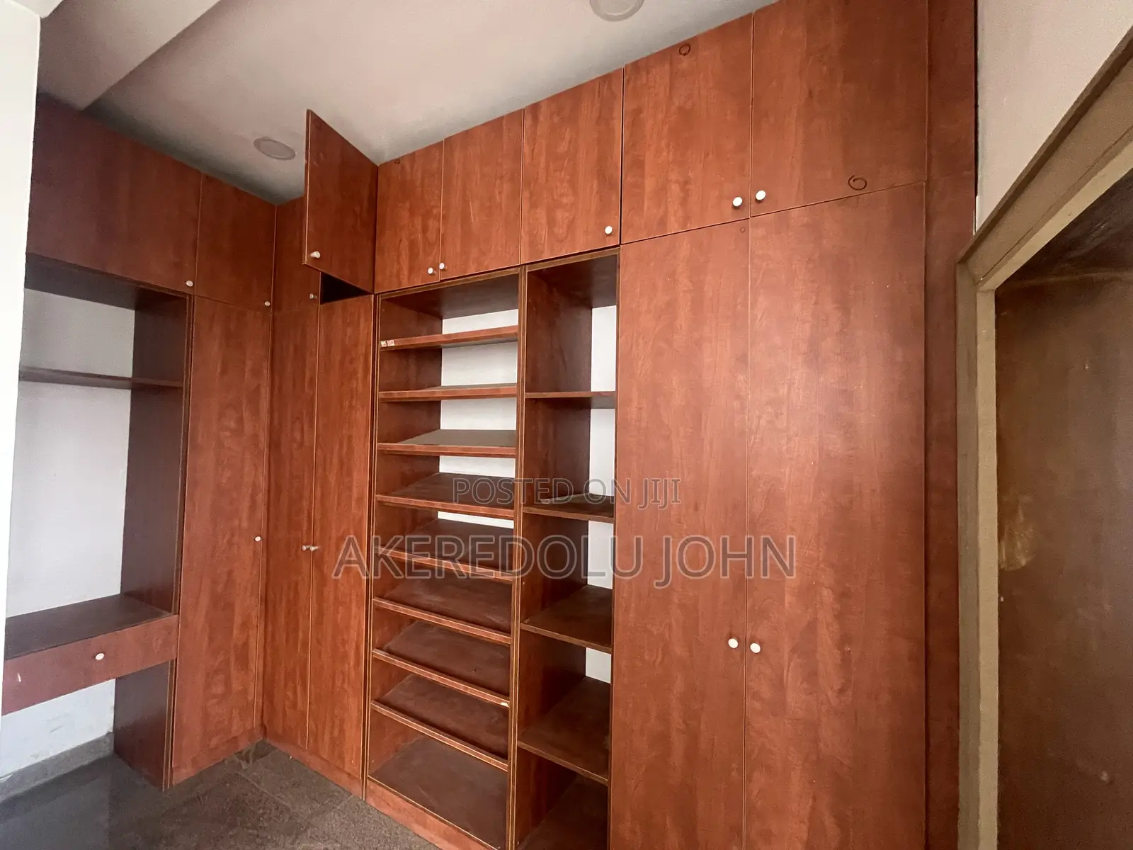 5bdrm Duplex in Mabushi for sale in Mabushi