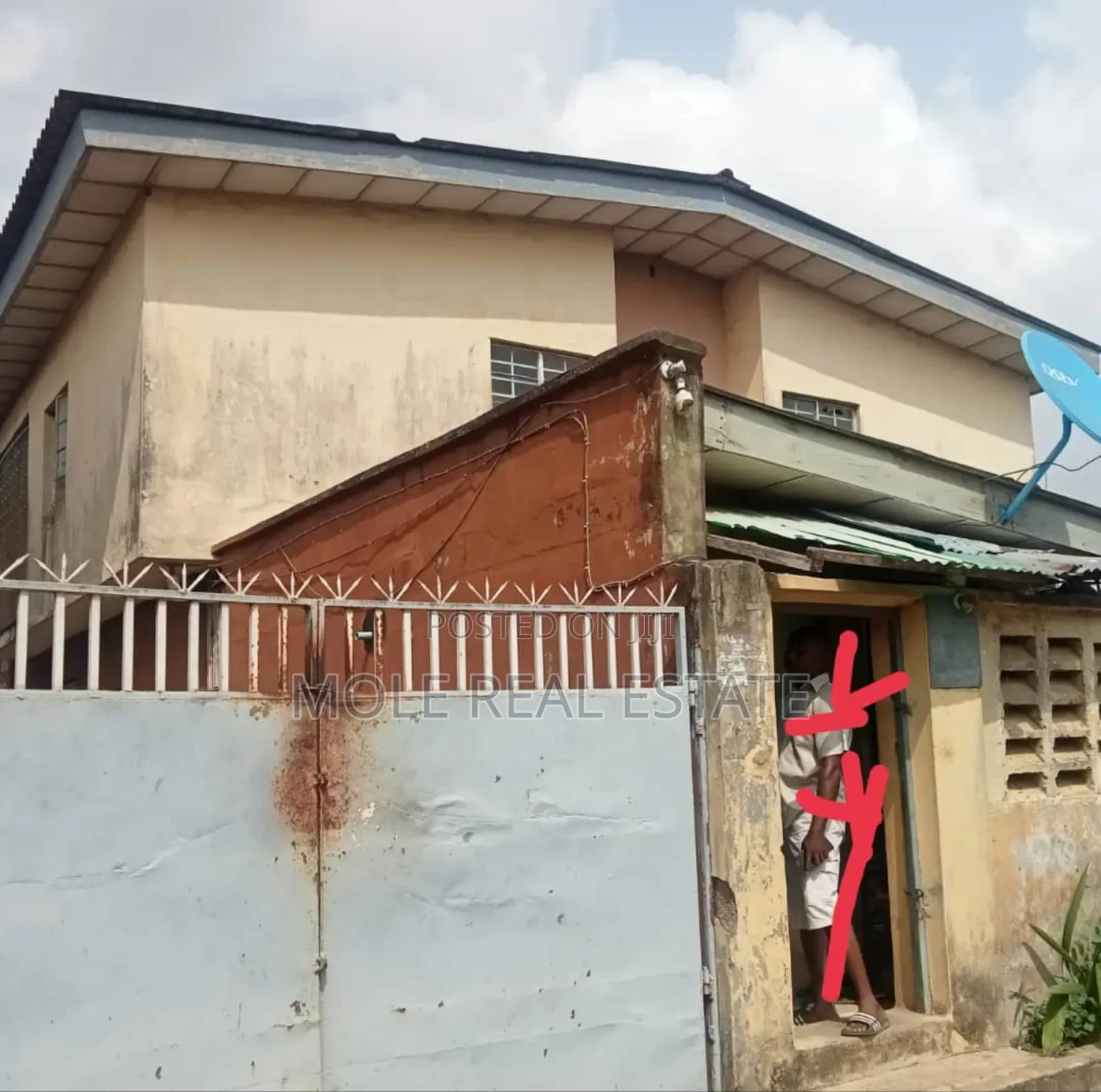 4 Nos of 3 Bedroom Iyana Ipaja Bustop by the Rd in Iyana Ipaja