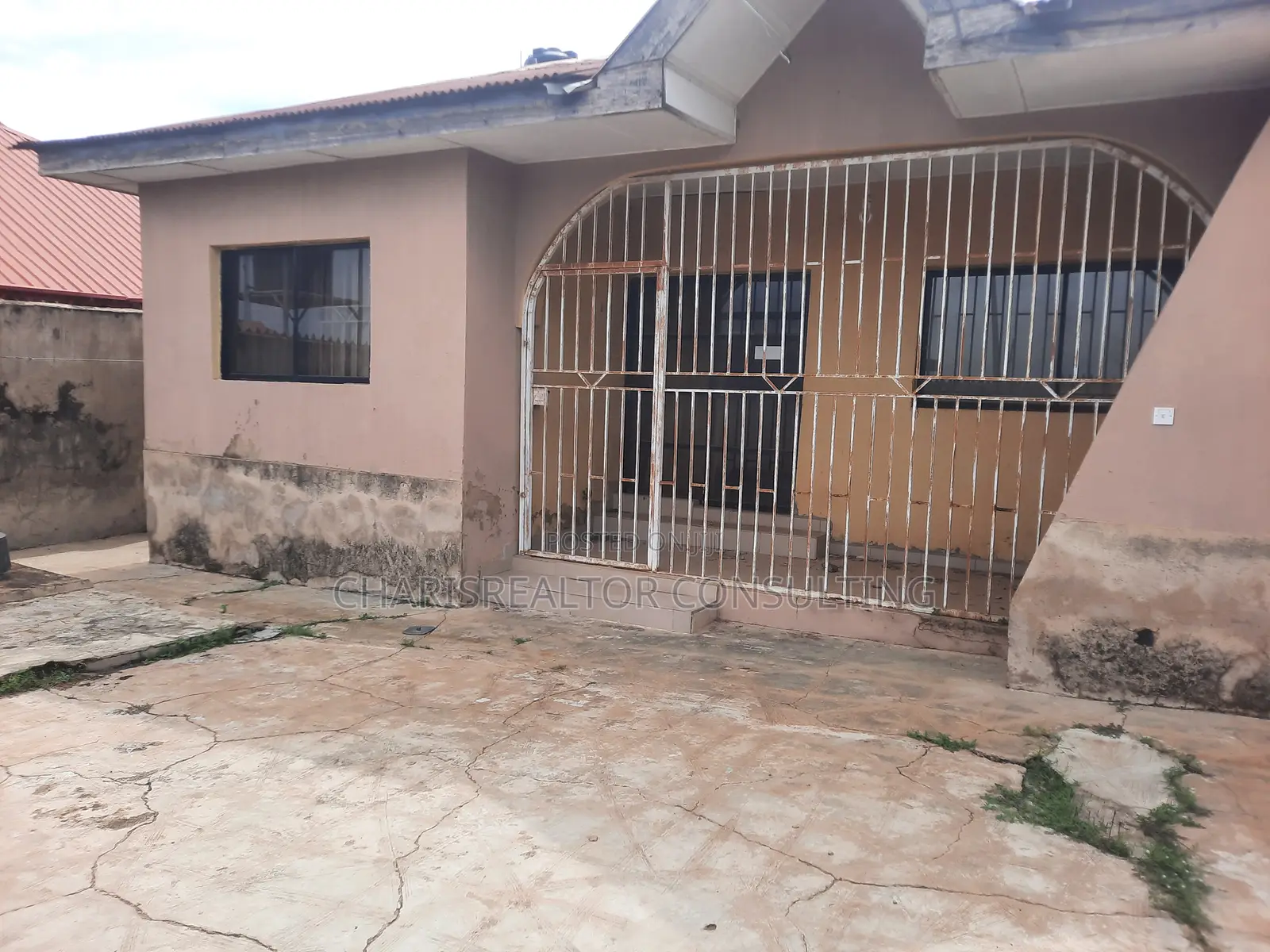 6bdrm Bungalow in Jankarta, Akala Express for sale in Akala Express
