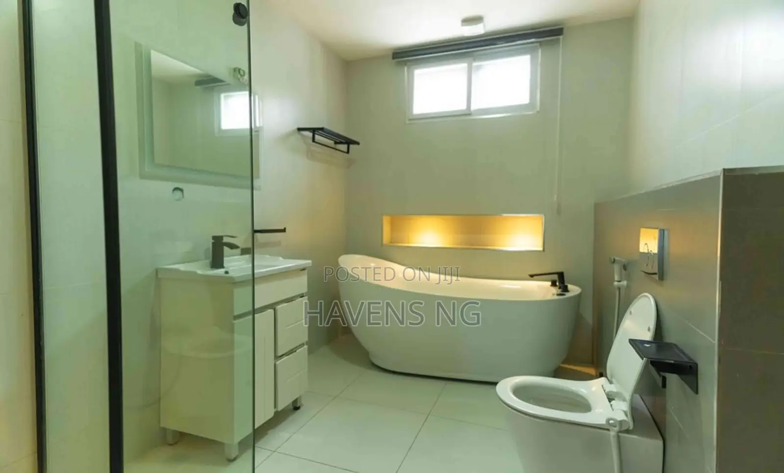 4-Bedroom Terrace in Lekki Phase 1, Freedom Way in Lekki Phase 1