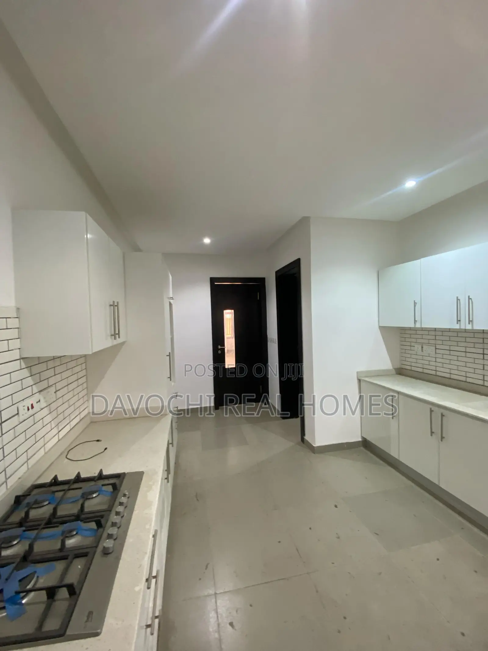 4 Bedroom Terrace Duplex for Sale in Chevron