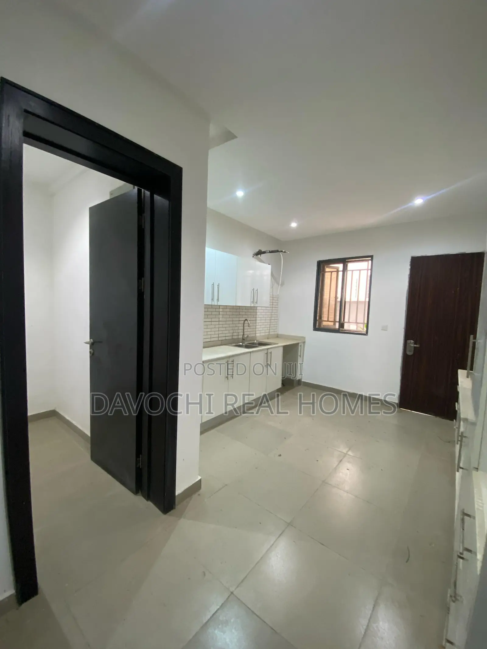 4 Bedroom Terrace Duplex for Sale in Chevron
