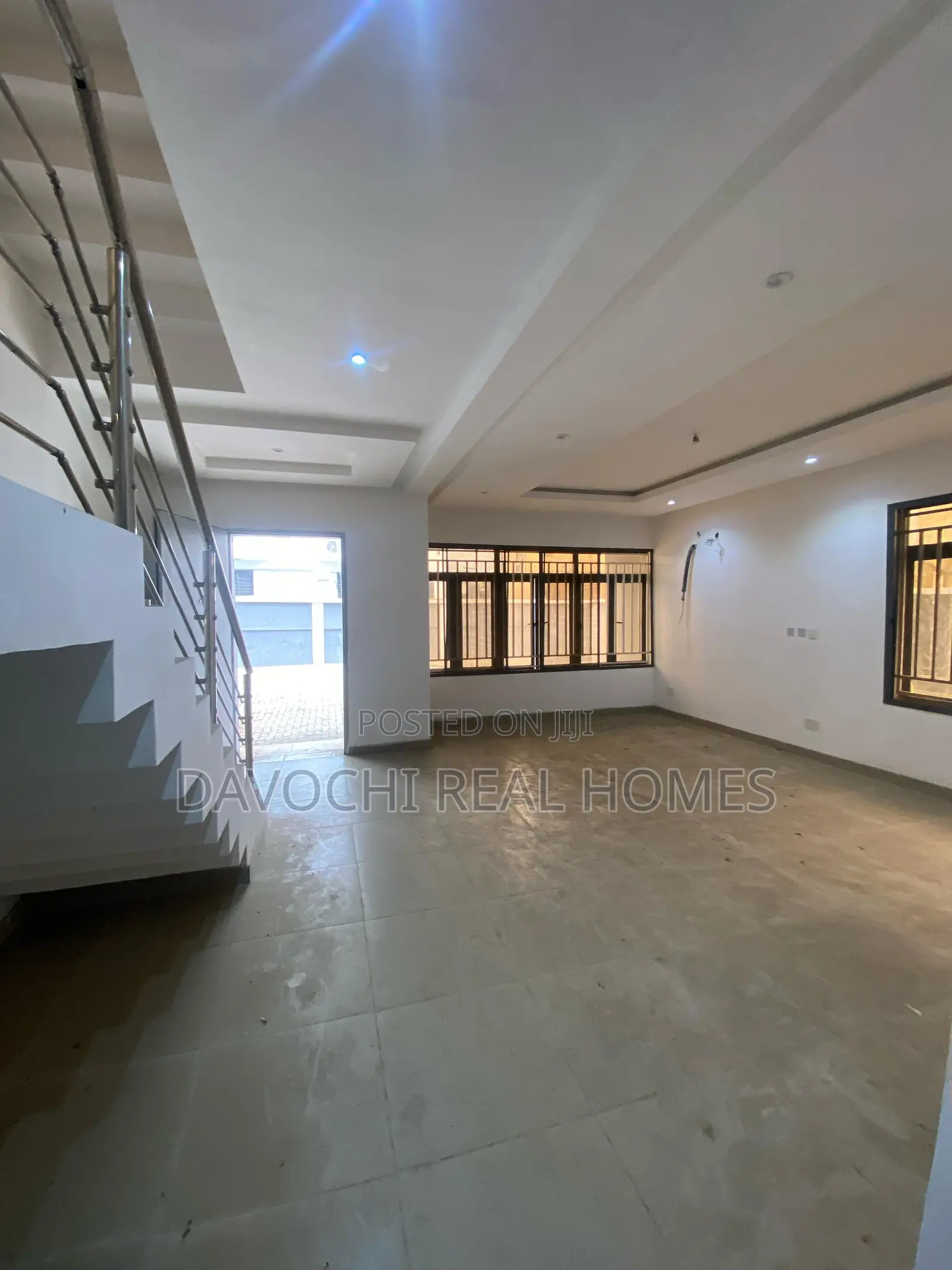 4 Bedroom Terrace Duplex for Sale in Chevron