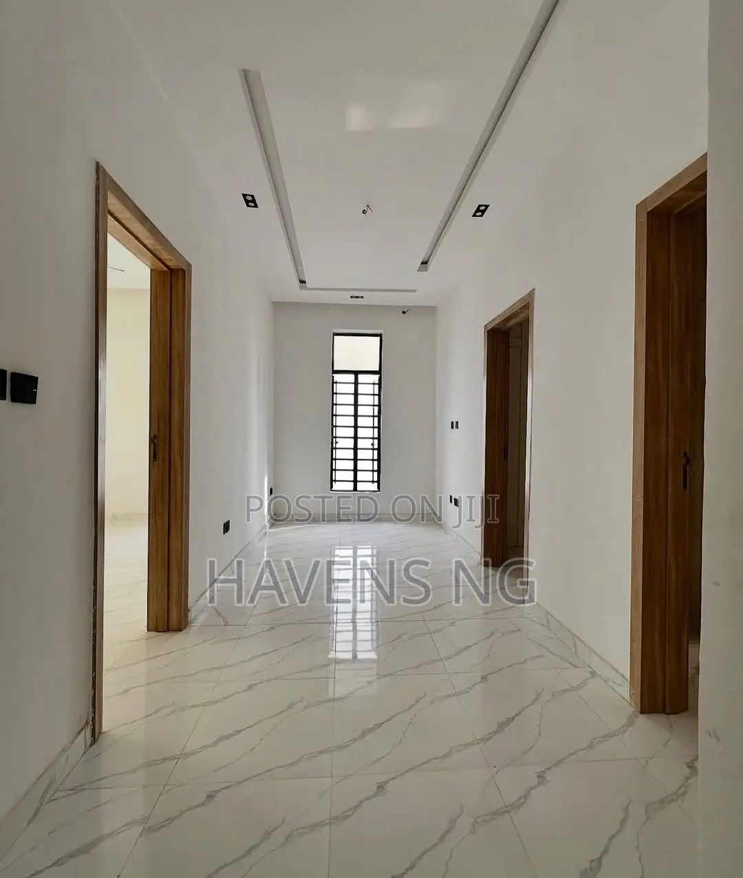 4bdrm Duplex in Ikota for sale in Ikota