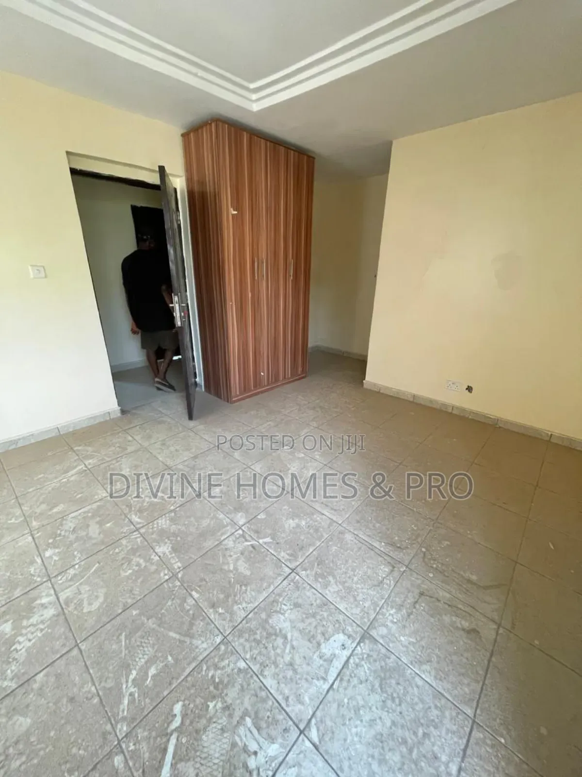 4bdrm Duplex in Life Camp for sale in Life Camp