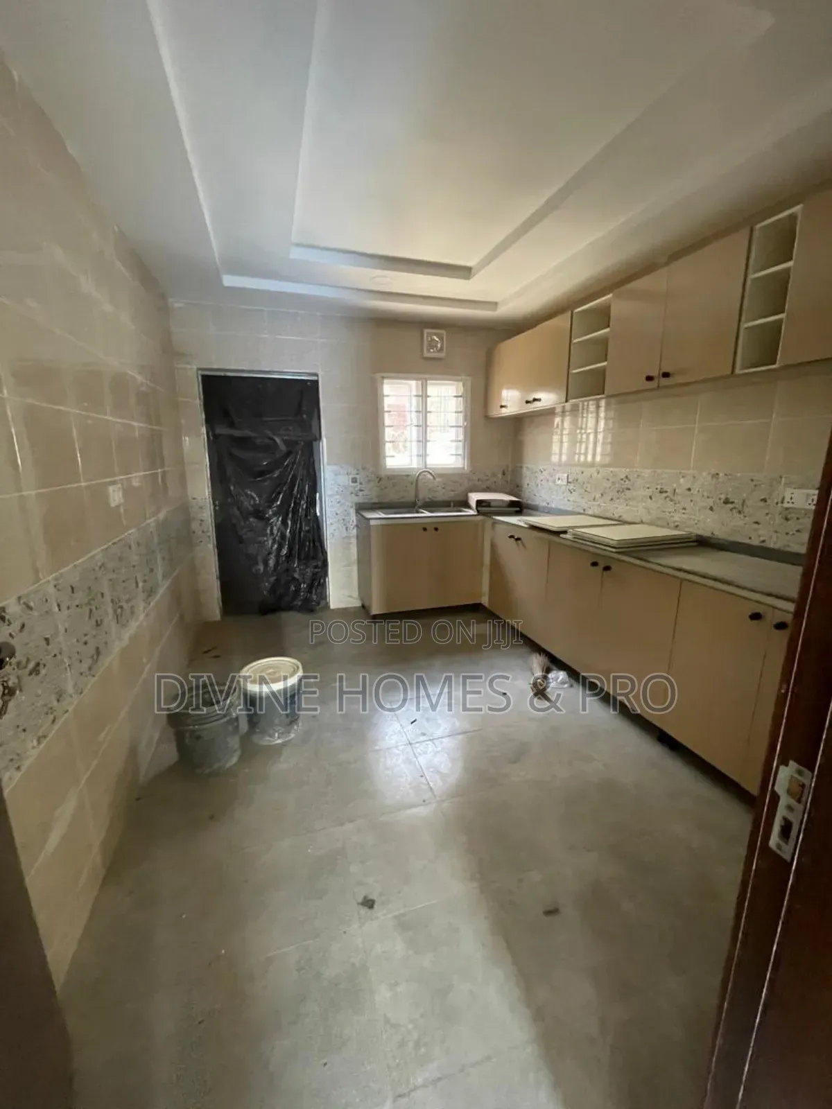 4bdrm Duplex in Life Camp for rent in Life Camp