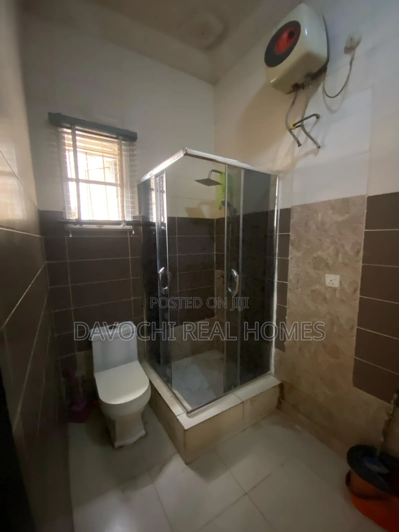 Furnished 4bdrm Duplex in Chevron Drive for rent in Chevron