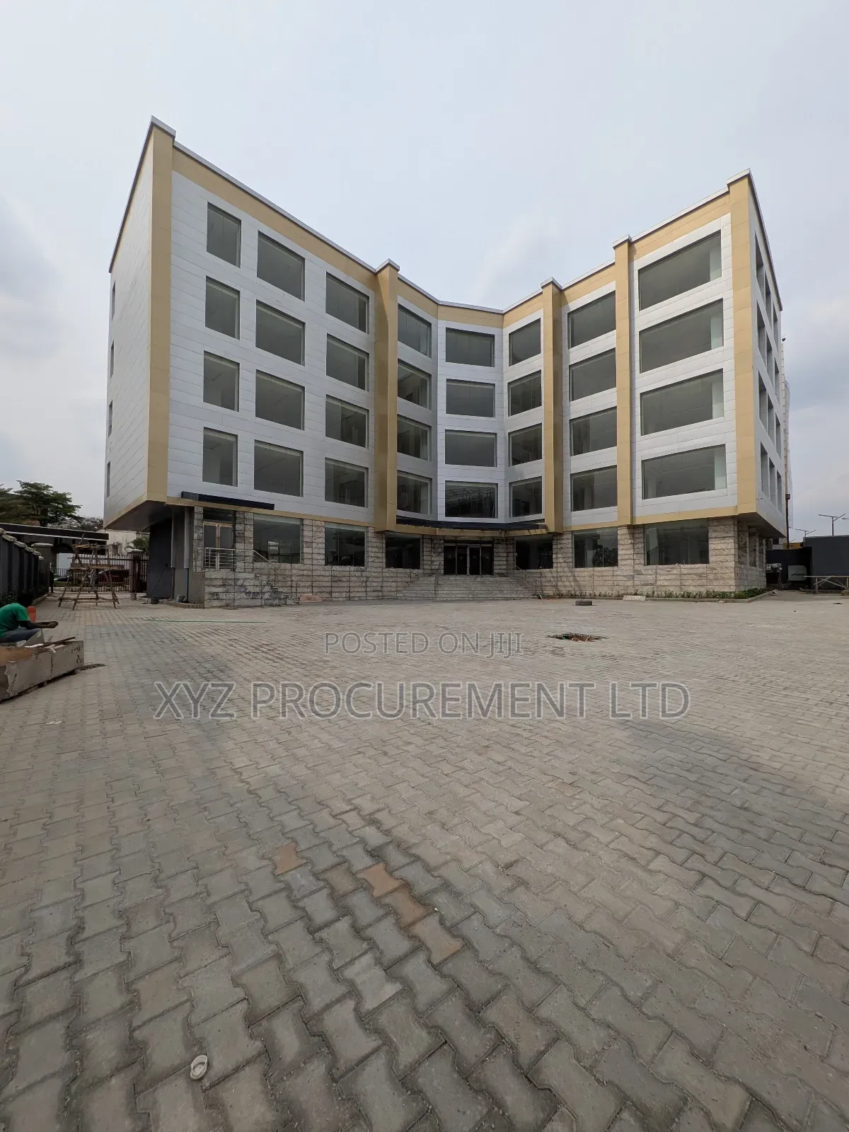 Building in the Heart of Adetokunbo Ademola, Wuse 2 for Sale in Wuse 2