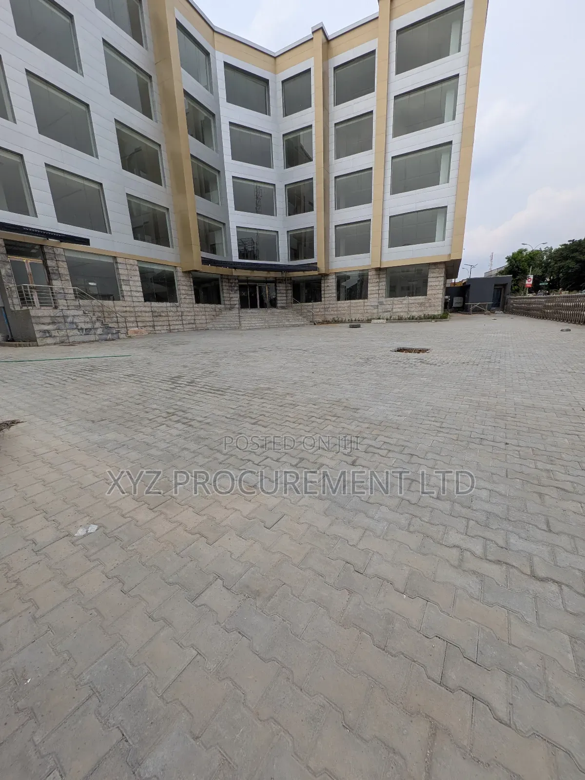 Building in the Heart of Adetokunbo Ademola, Wuse 2 for Sale in Wuse 2