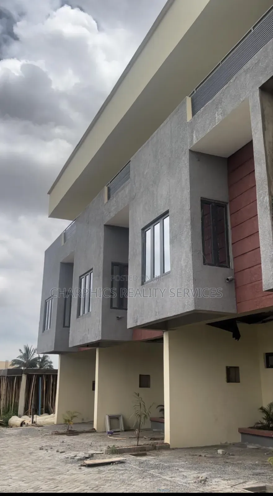 2bdrm Maisonette in & 3Bedroom, FHA for sale in FHA