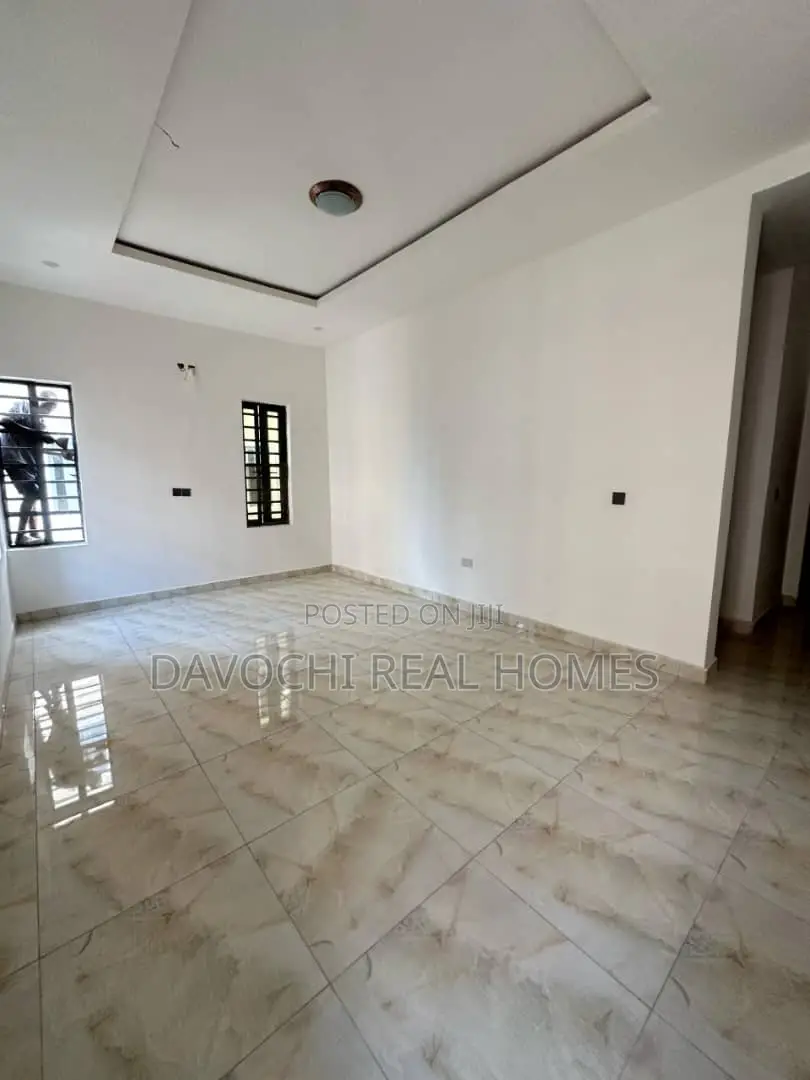 4bdrm Duplex in Ikota, Lekki for rent in Ikota