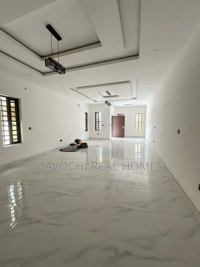 4bdrm Duplex in Ikota, Lekki for rent in Ikota