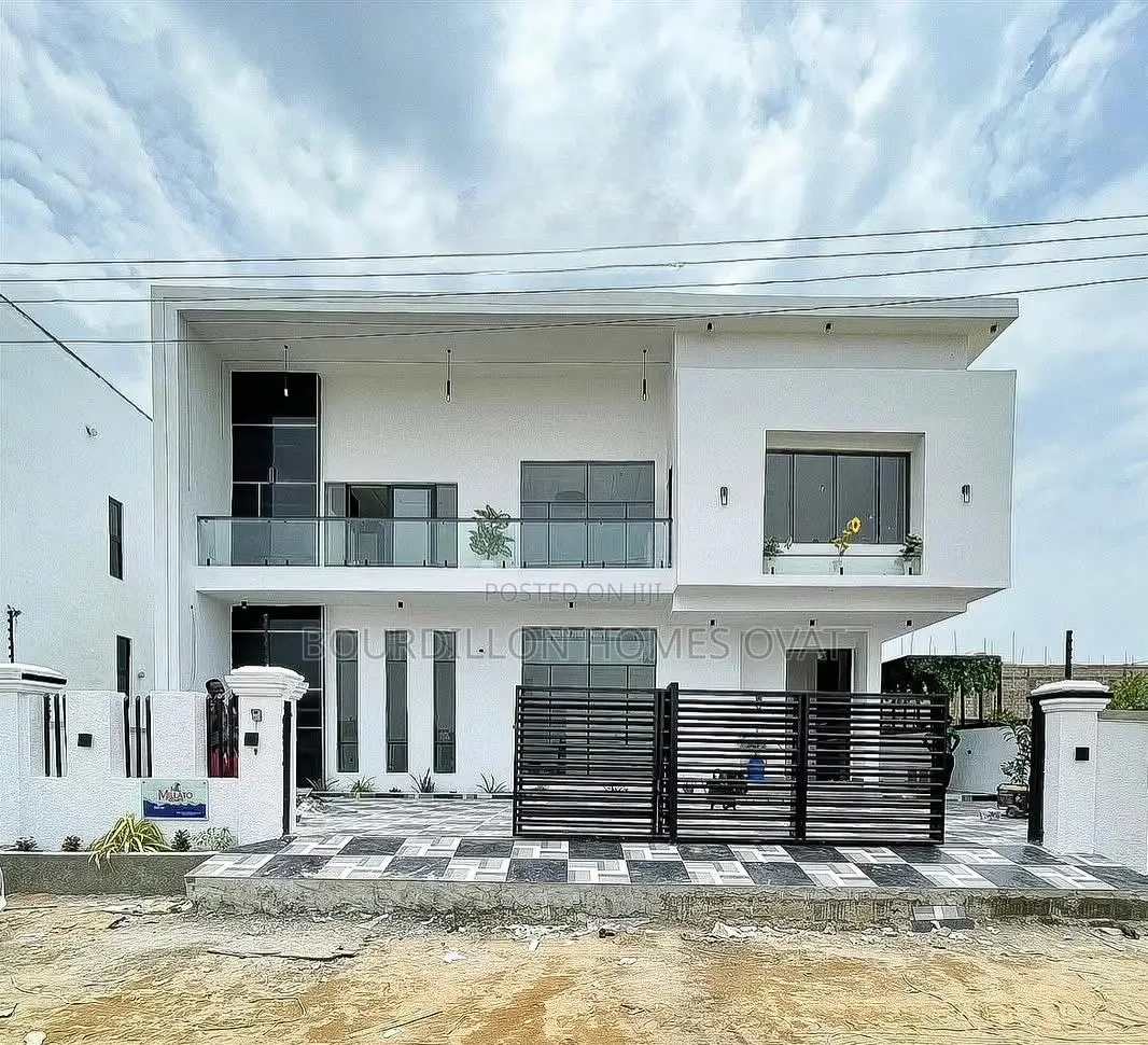 5bdrm Duplex in Lekki for sale in Lekki