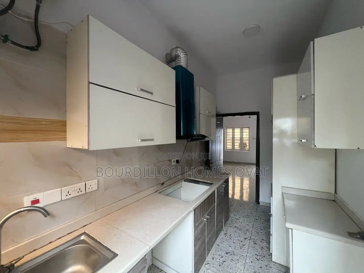 3bdrm Duplex in Lekki for sale in Lekki