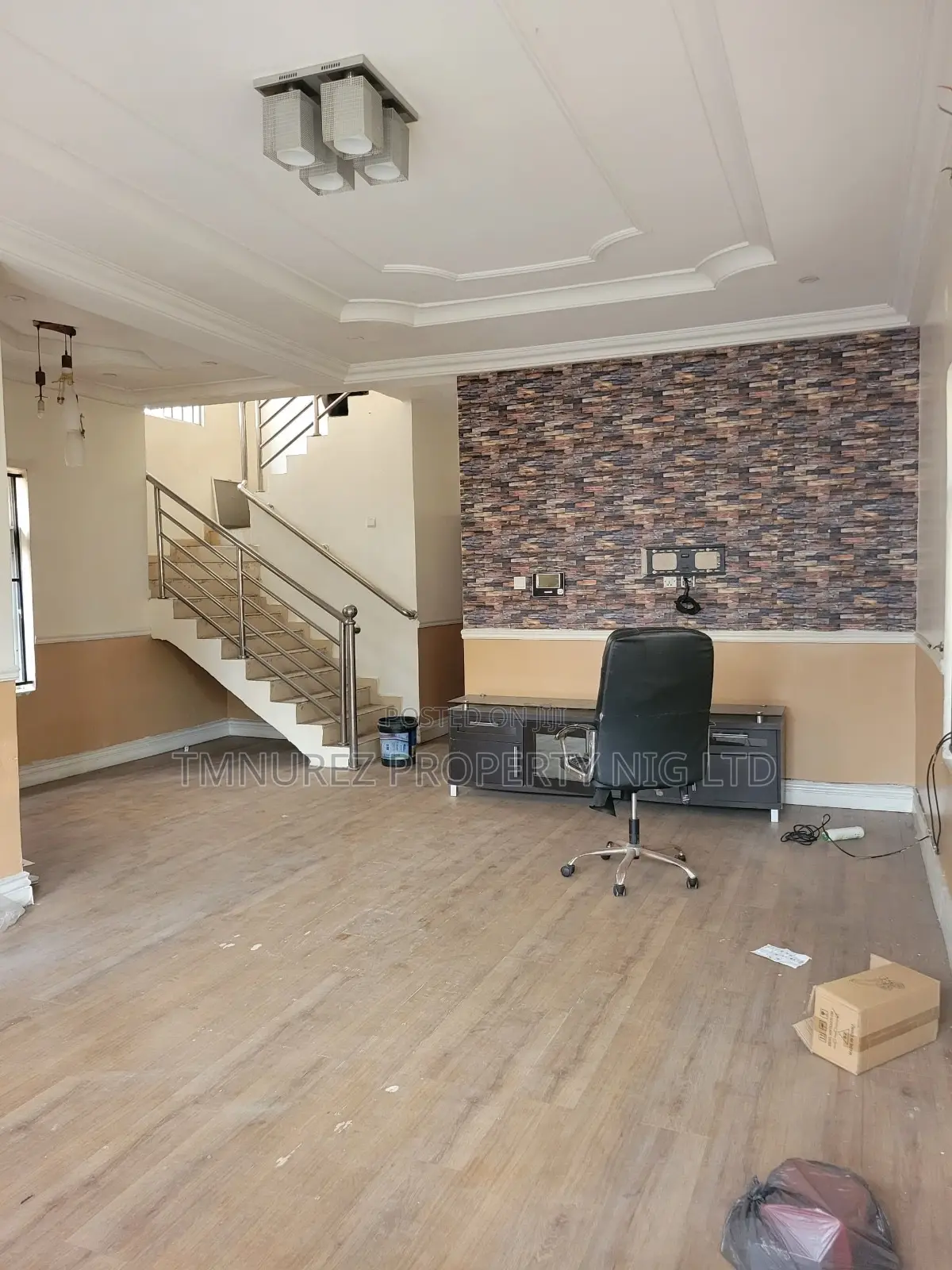 4bdrm Duplex in Bera Estate, Chevron for rent in Chevron