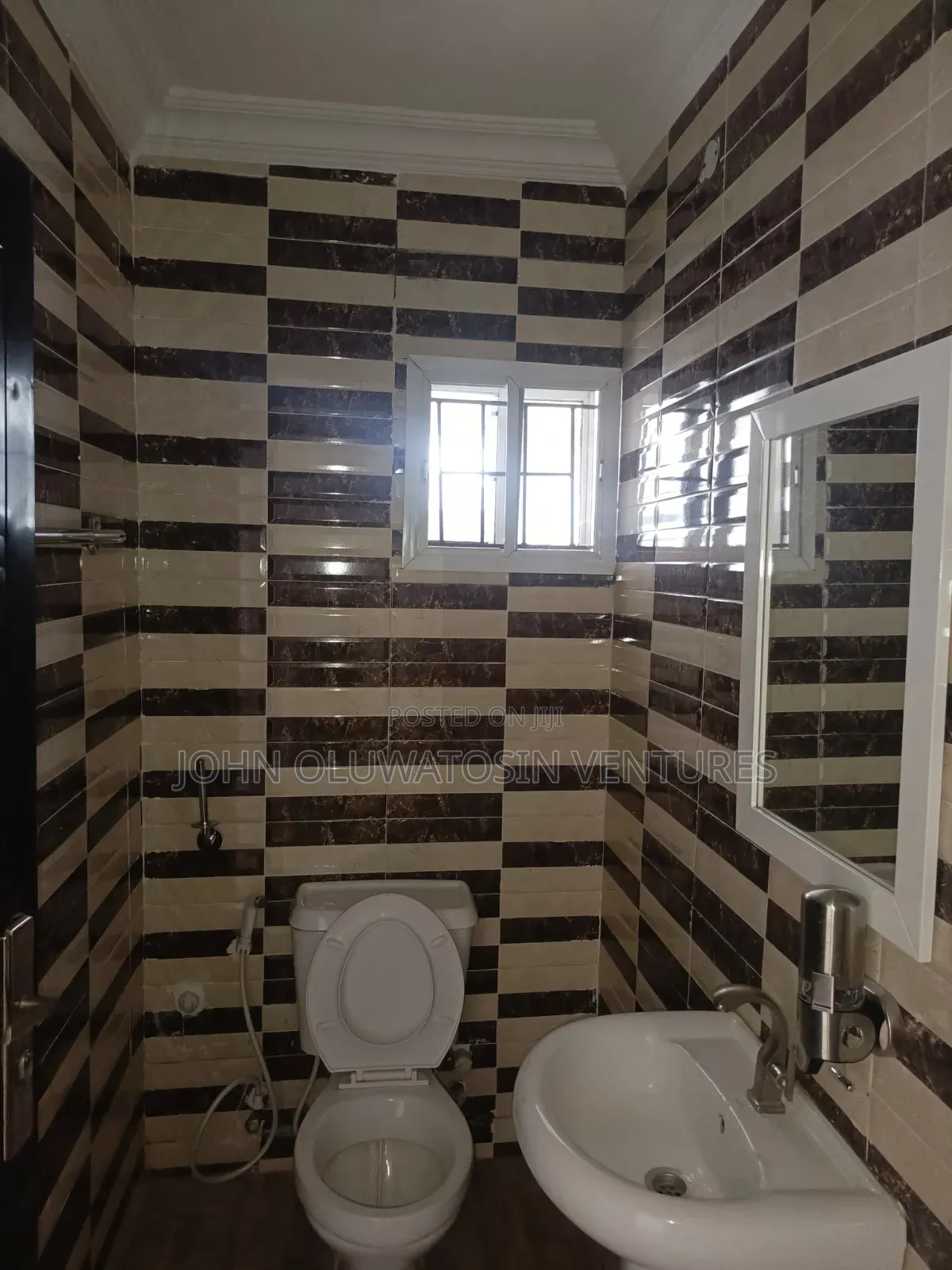 4bdrm Duplex in Aerodrome Gra, Samonda for rent in Samonda