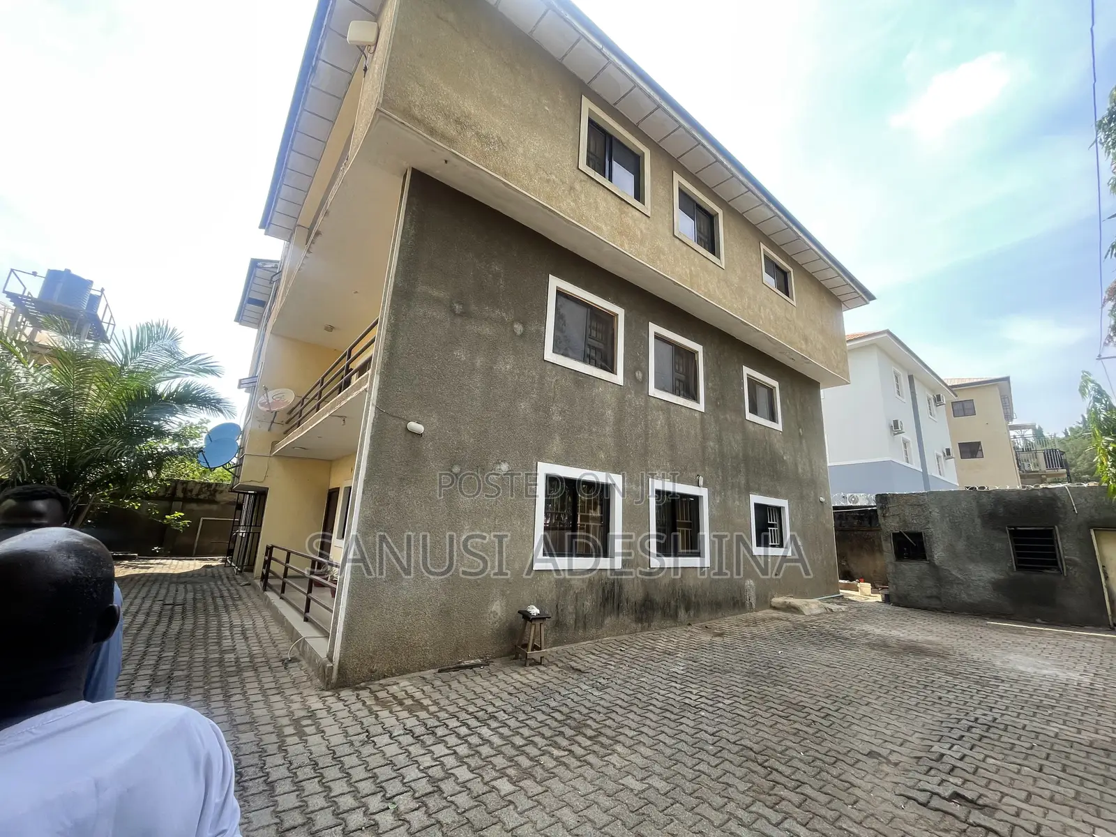 3bdrm Block of Flats in Wuse Zone 6 Fct for sale in Wuse
