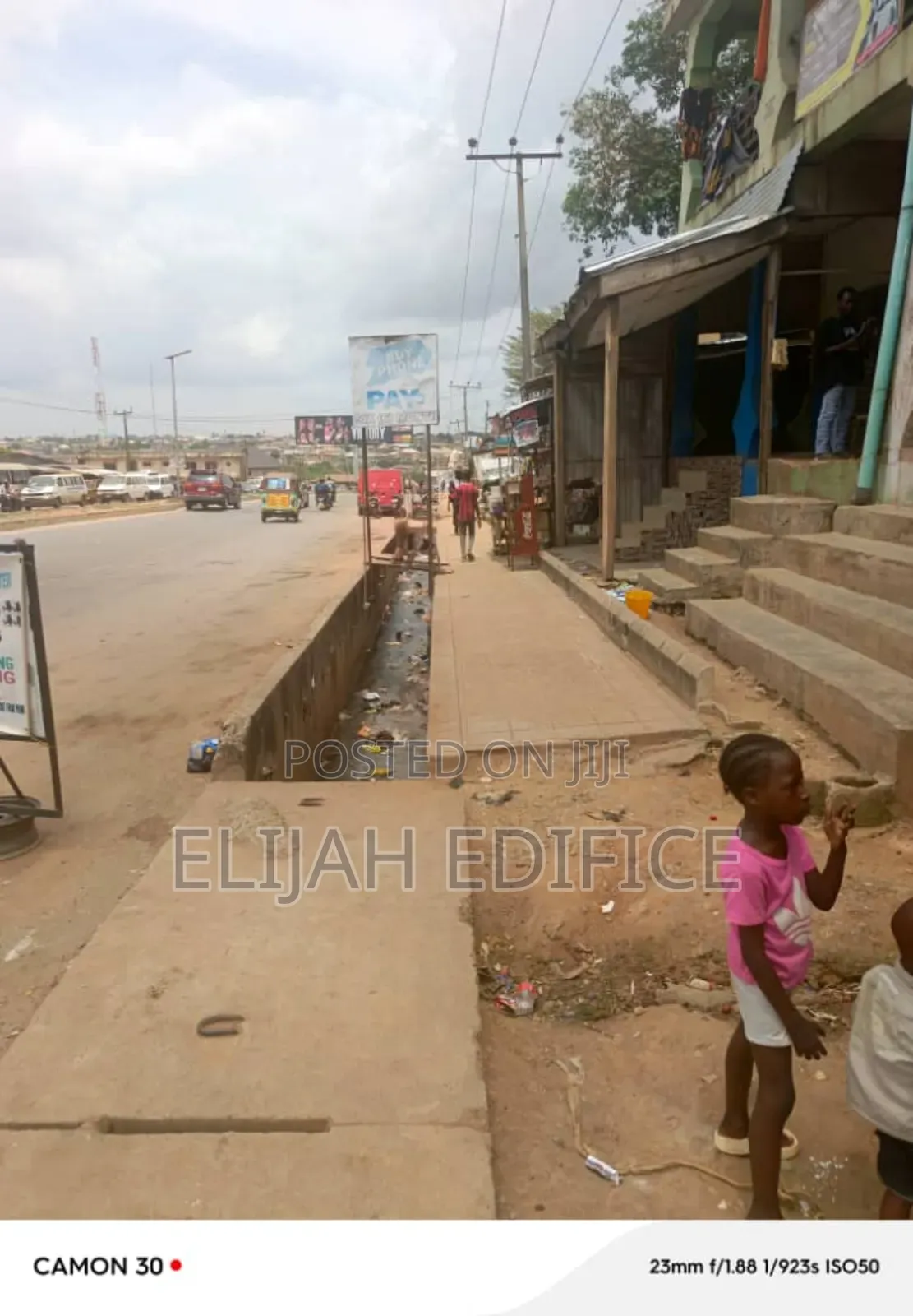 20bdrm Block of Flats in Toll Gate, Ifako-Ijaiye for sale in Ifako-Ijaiye