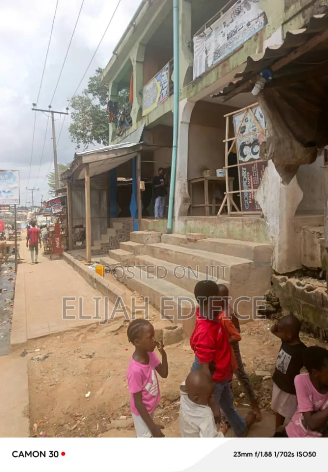 20bdrm Block of Flats in Toll Gate, Ifako-Ijaiye for sale in Ifako-Ijaiye
