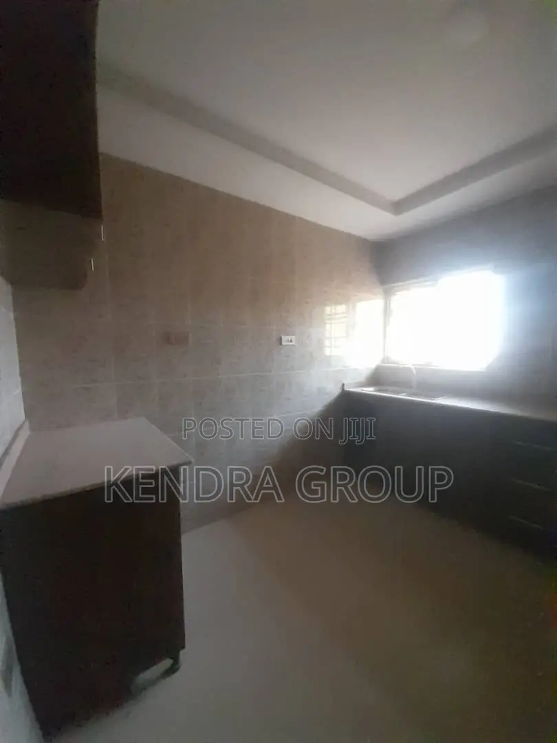 Furnished 3bdrm Block of Flats in Oreyo, Igbogbo for rent in Igbogbo