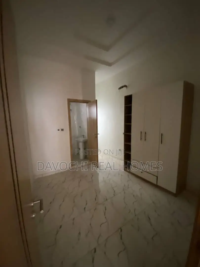 4bdrm Duplex in Ikota, Lekki for rent in Ikota