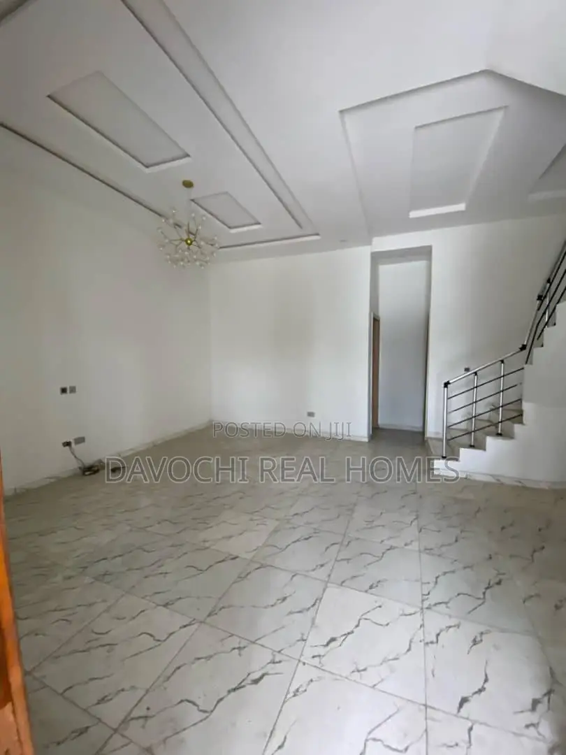 4bdrm Duplex in Ikota, Lekki for rent in Ikota