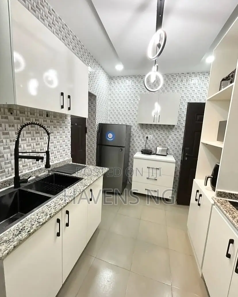 Exquisite 2-Bedroom Apartment for Short Stay in Jahi, Abuja in Jahi