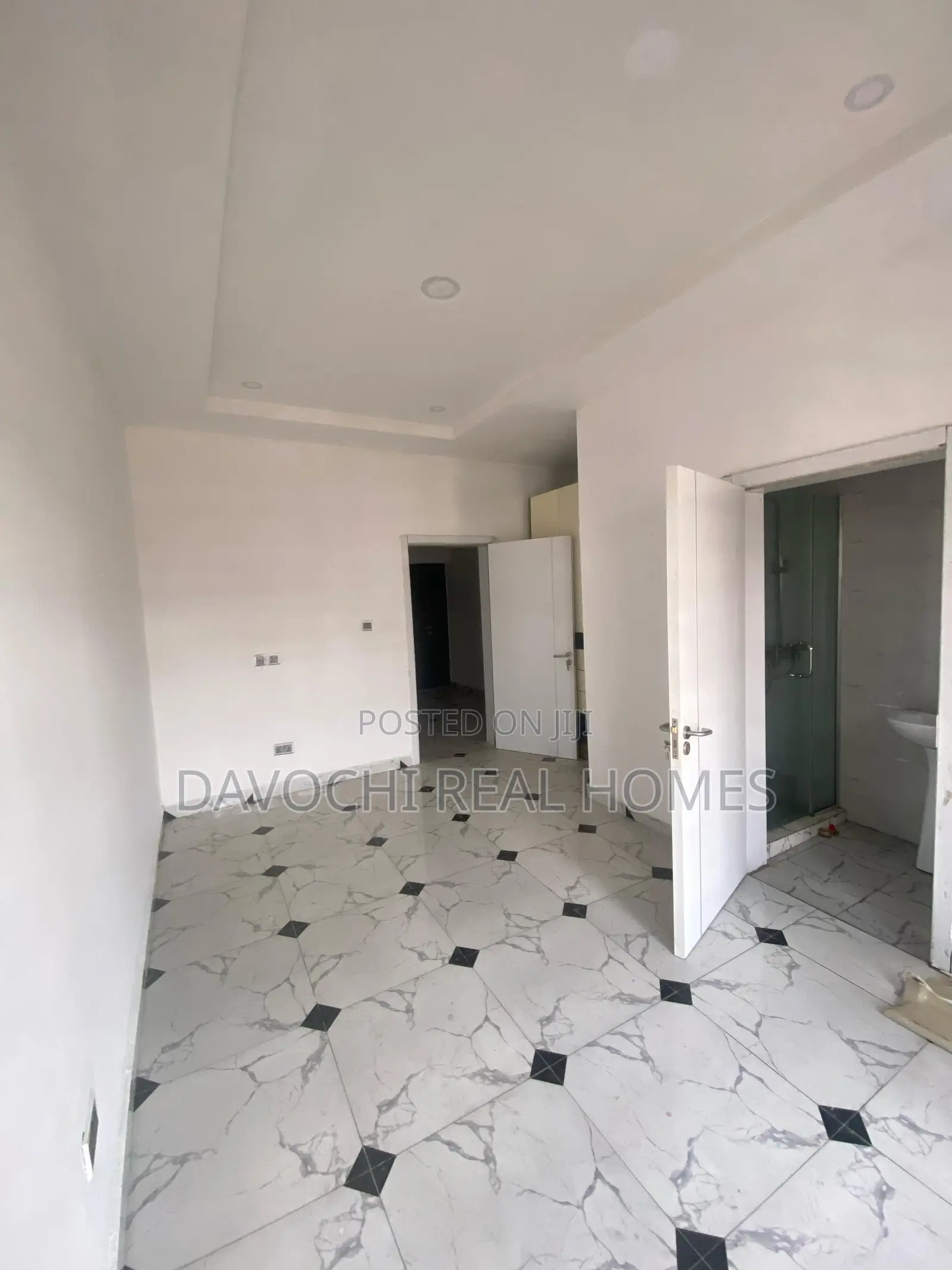 2bdrm Apartment in Orchid Road., Lekki Phase 2 for rent in Lekki Phase 2