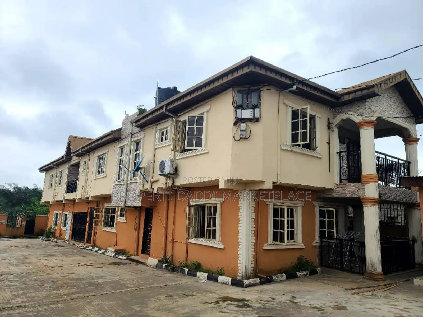 8bdrm Block of Flats in Ayobo for sale in Ayobo