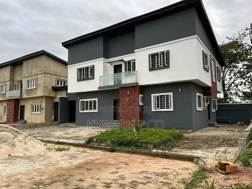 5bdrm Duplex in Ijede / Ikorodu for sale in Ijede / Ikorodu