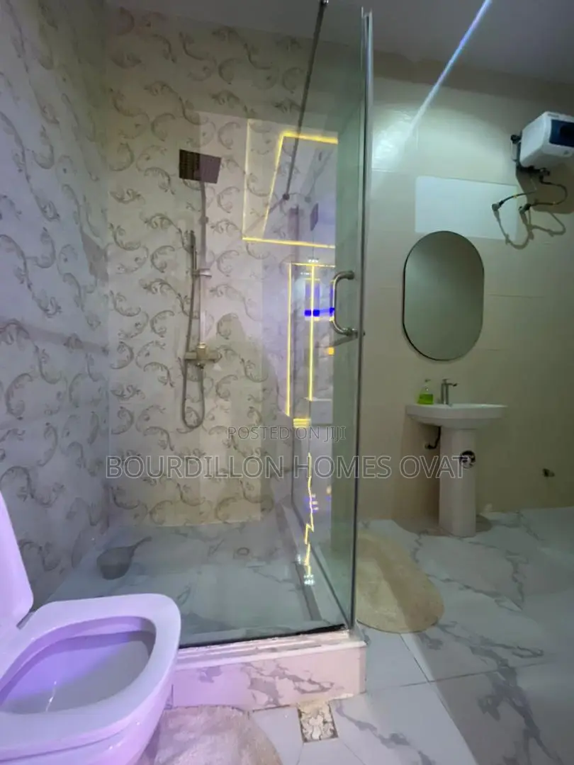 3bdrm Duplex in Lekki for sale in Lekki