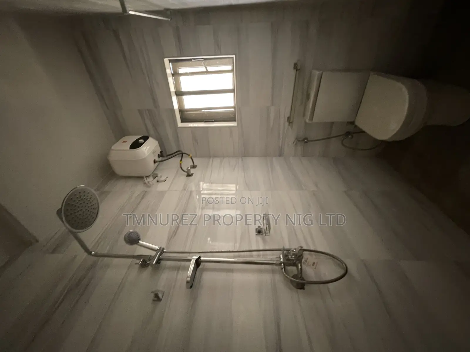 4bdrm Duplex in Freedom Way, Lekki Phase 1 for rent in Lekki Phase 1