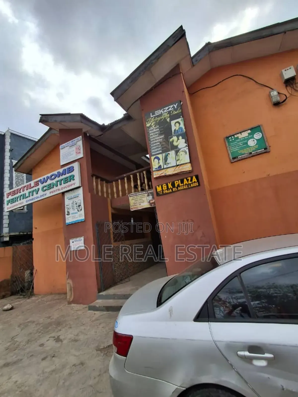 22 Shops Shoping Complex Iyana Ipaja Agege Rd in Iyana Ipaja