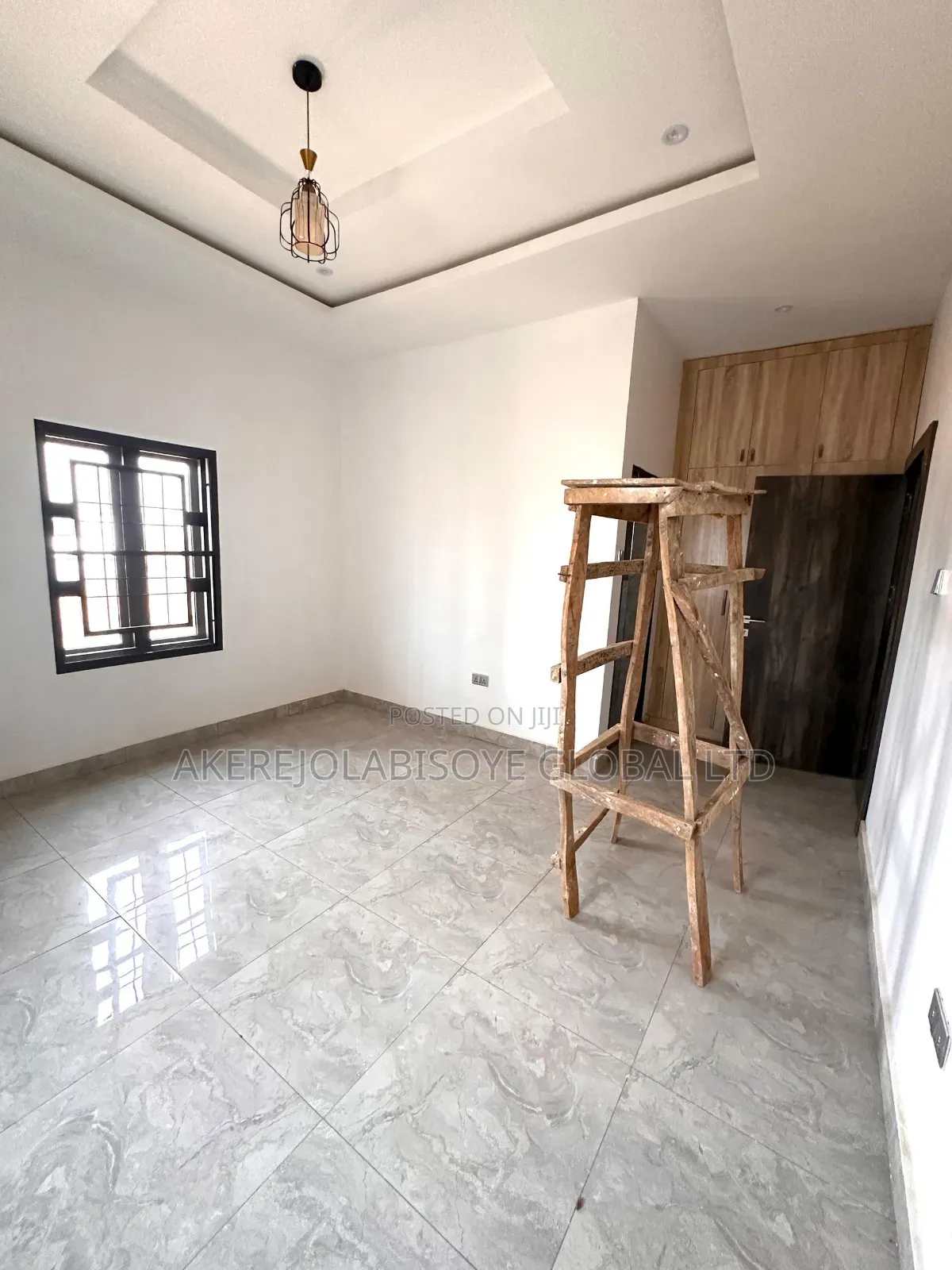 5bdrm Duplex in In An Estate for sale in Life Camp