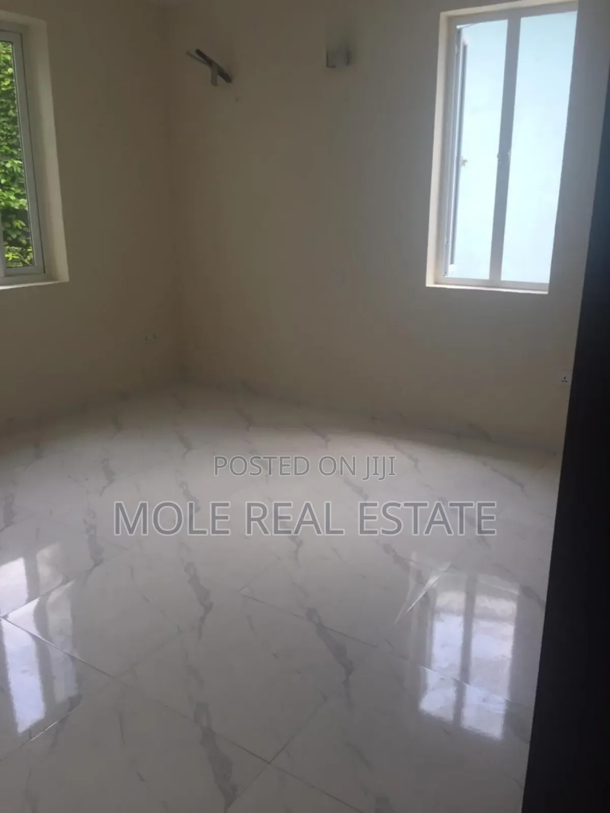 3bdrm Block of Flats in Egbada, Egbeda / Egbeda for sale in Egbeda / Egbeda