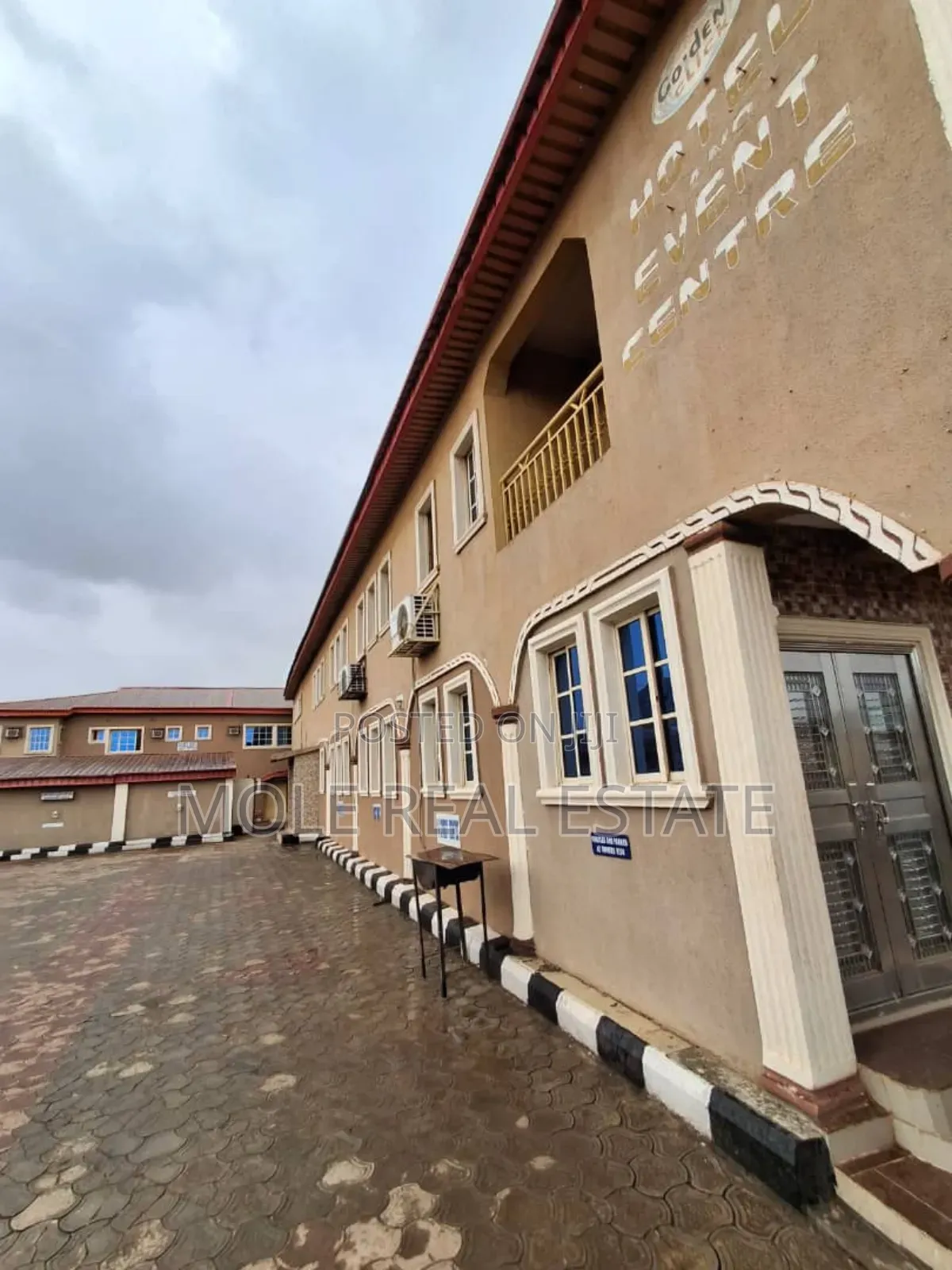 28 Rooms Funtional Hotel Halls Baruwa Ipaja Lagos in Baruwa
