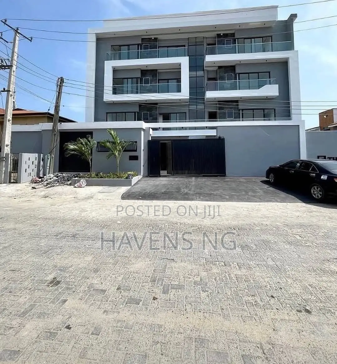 Studio Apartment in Lekki Phase 1 for sale in Lekki Phase 1