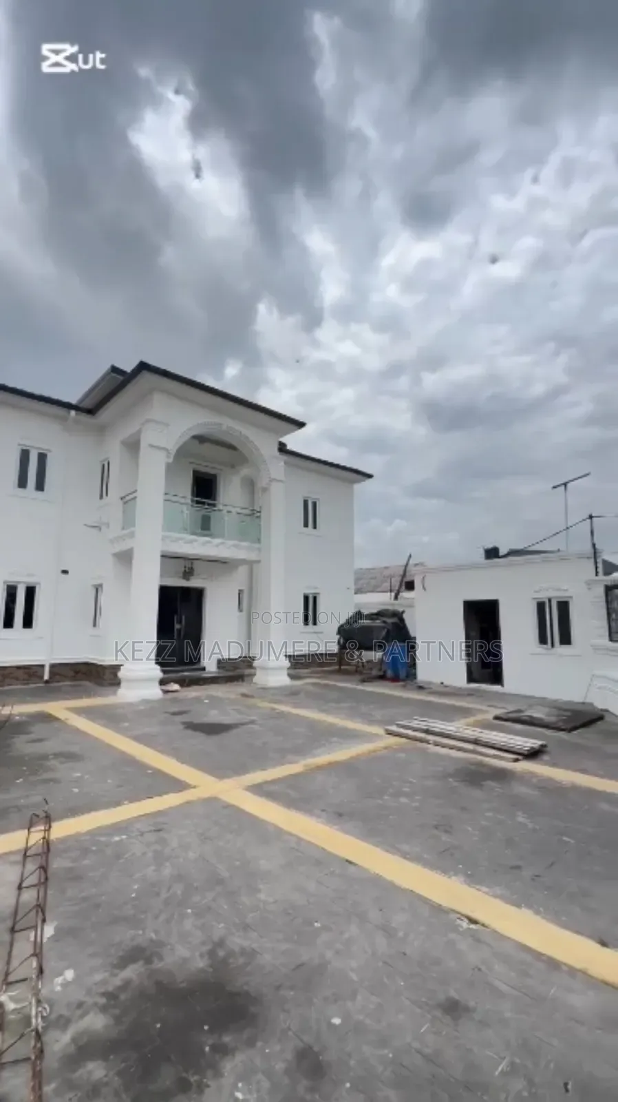 For Sale : Brand New 11 Rooms Hotel in Port Harcourt in Port-Harcourt