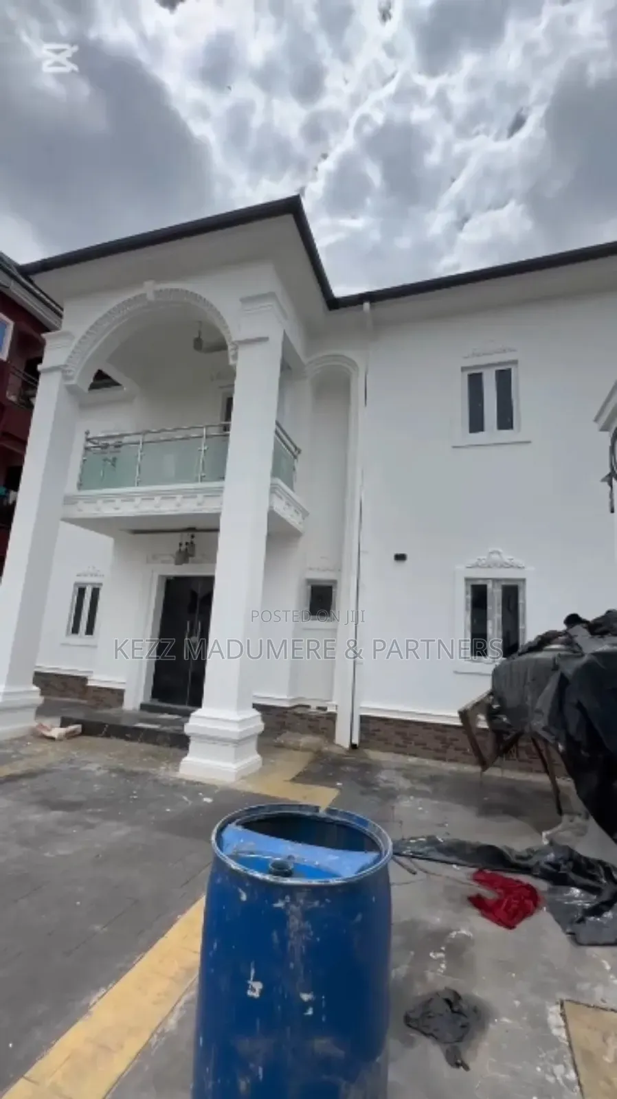 For Sale : Brand New 11 Rooms Hotel in Port Harcourt in Port-Harcourt