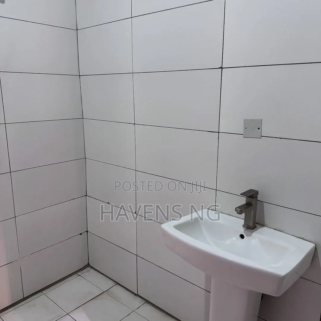 1-Bedroom Studio Shortlet Apartment. in Jabi