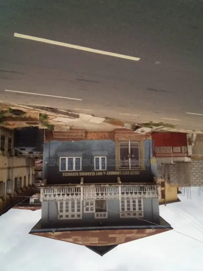 Commercial Property in a Strategic in Dugbe (Onireke)