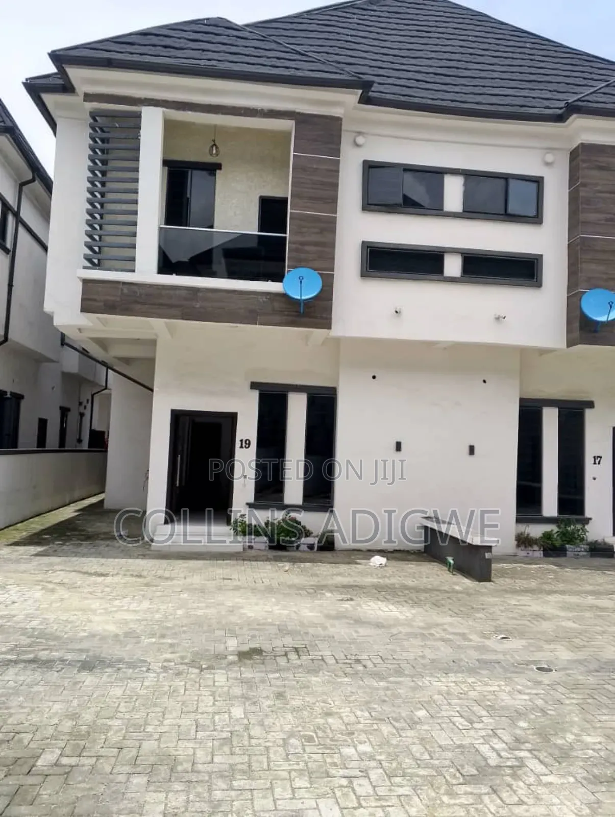4bdrm Duplex in Orchid Call To Enter, Chevron for rent in Chevron