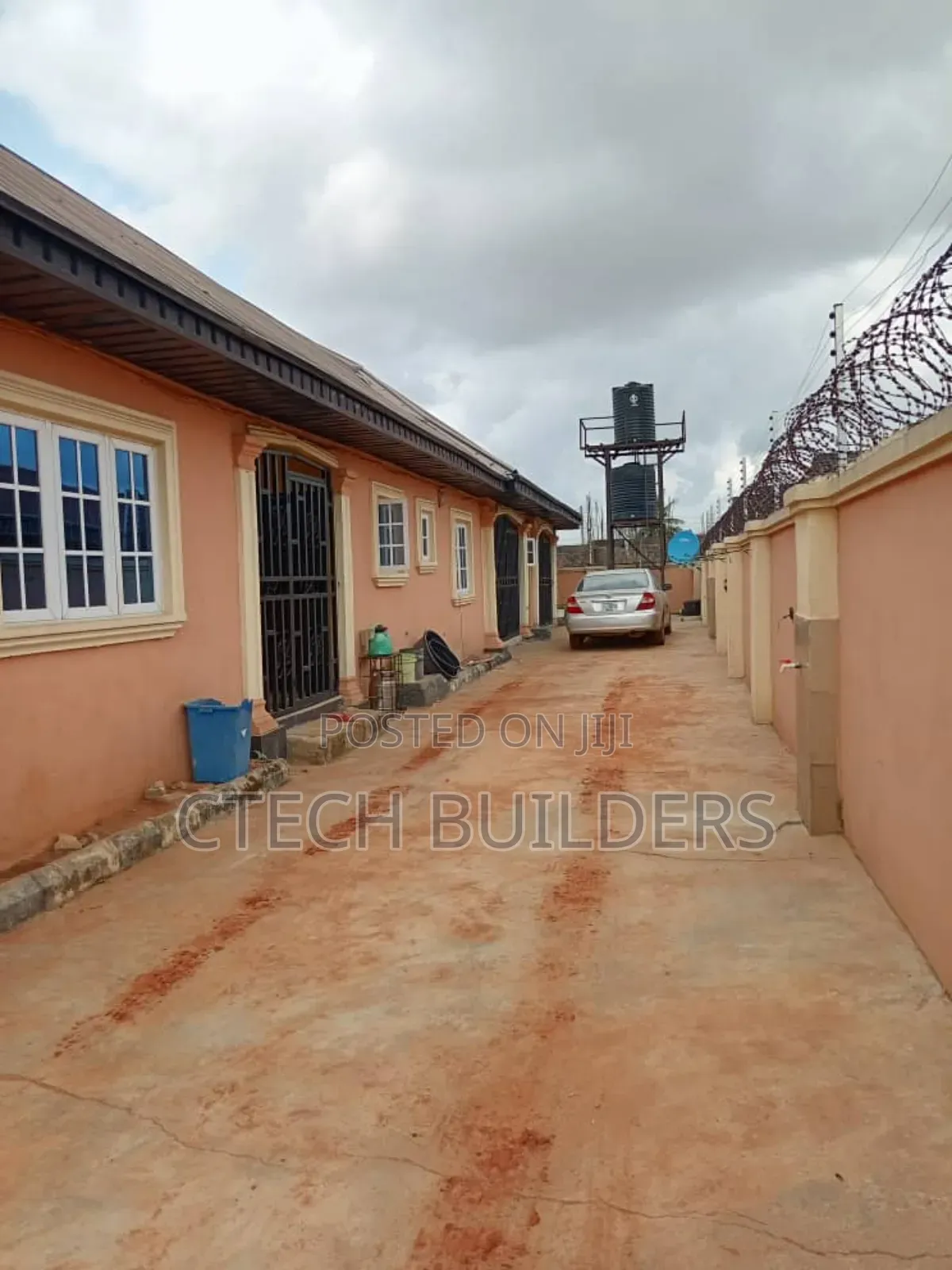 5bdrm Bungalow in Benin City for sale in Benin City