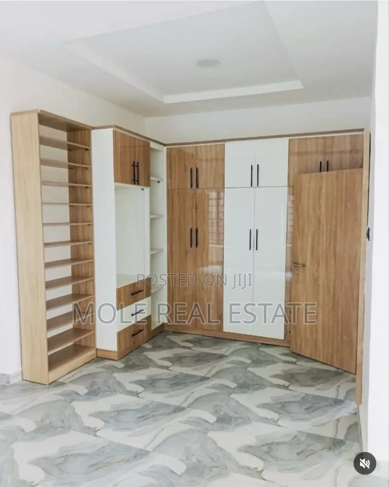 5bdrm Duplex in Ajah for sale in Ajah