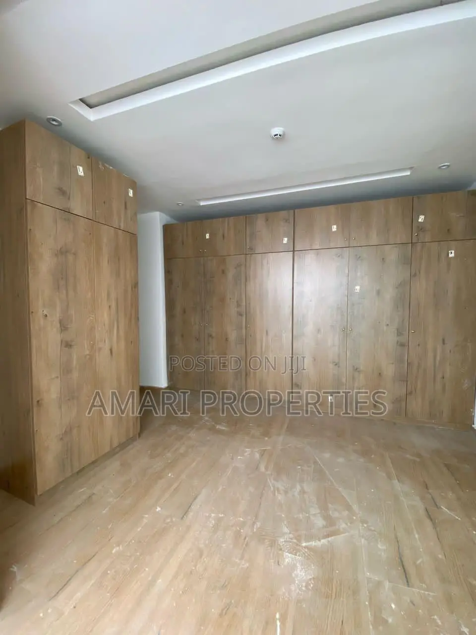 5bdrm Duplex in Banana Island for rent in Banana Island