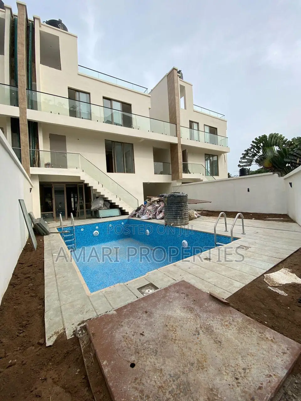 5bdrm Duplex in Banana Island for rent in Banana Island