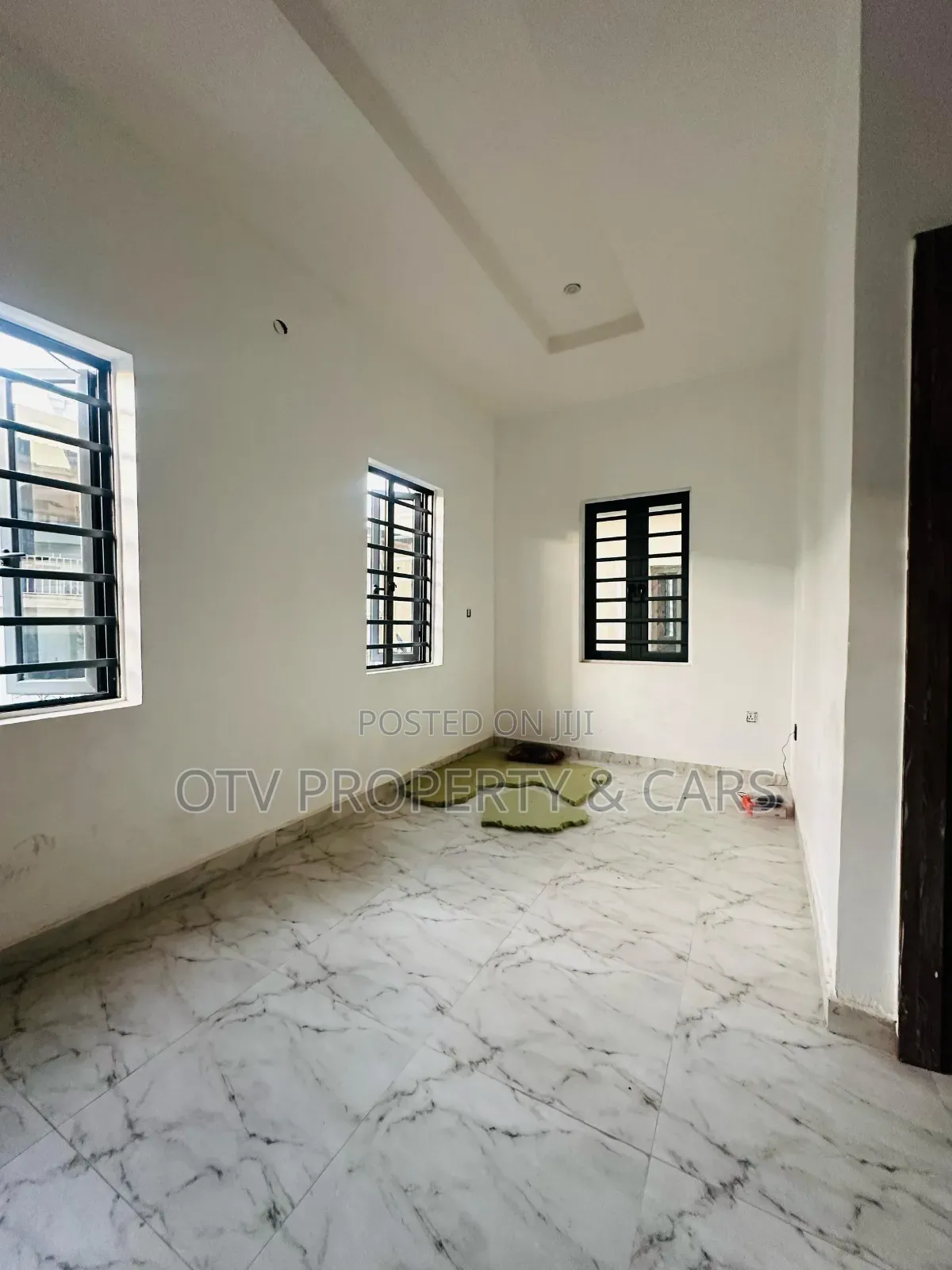 Furnished 4bdrm Duplex in Ikeja for sale in Ikeja